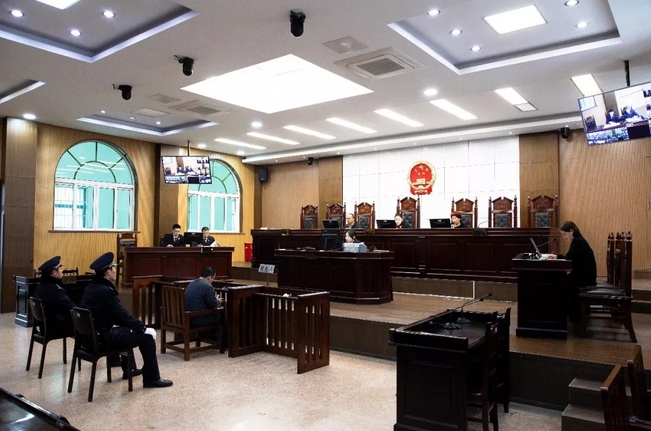 “懸崖不勒馬”，建德干部王飛被雙開