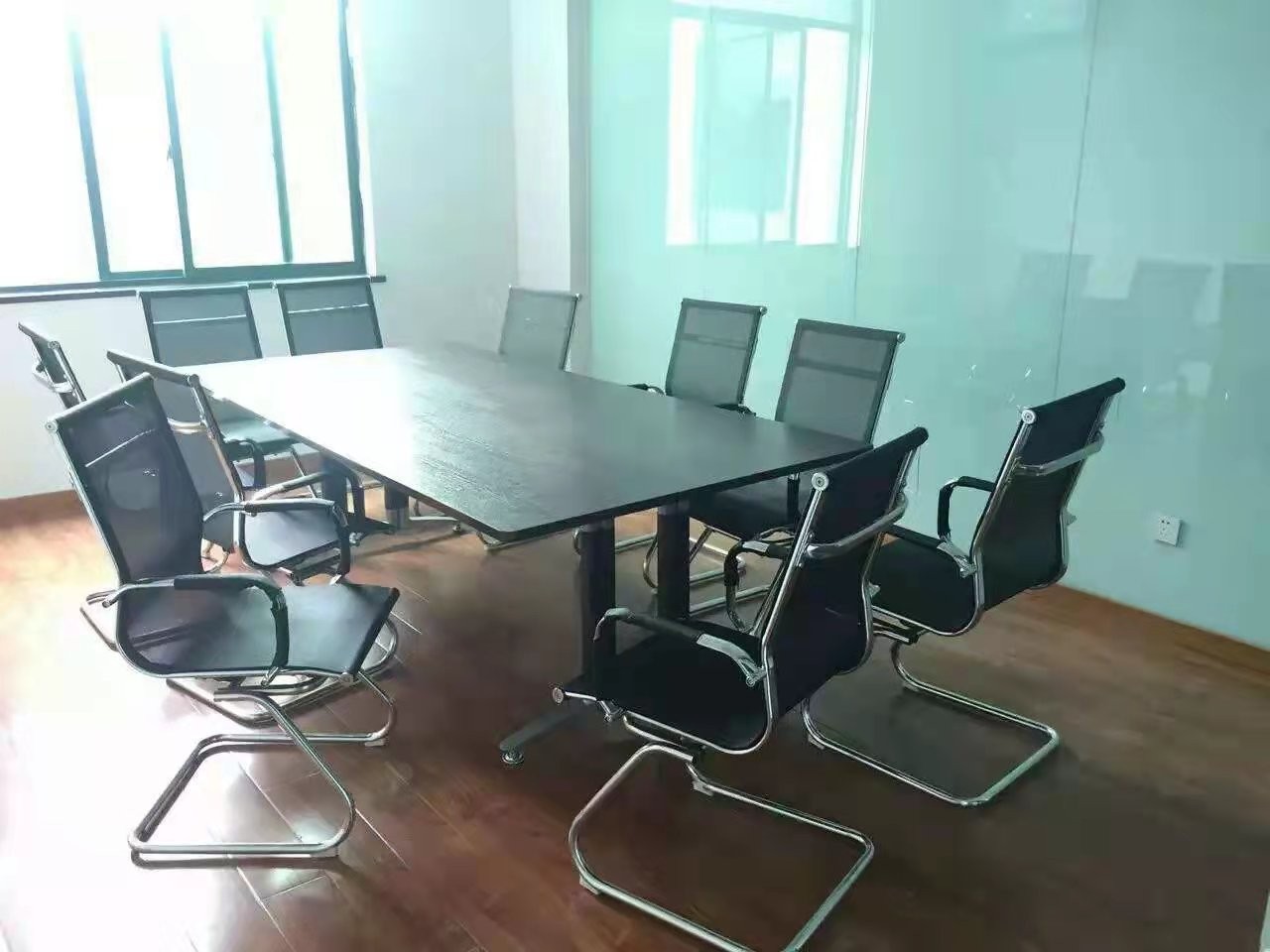 辦公環(huán)境3.jpeg